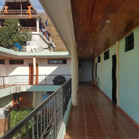 Hostal Dumbira Таганга Экстерьер фото