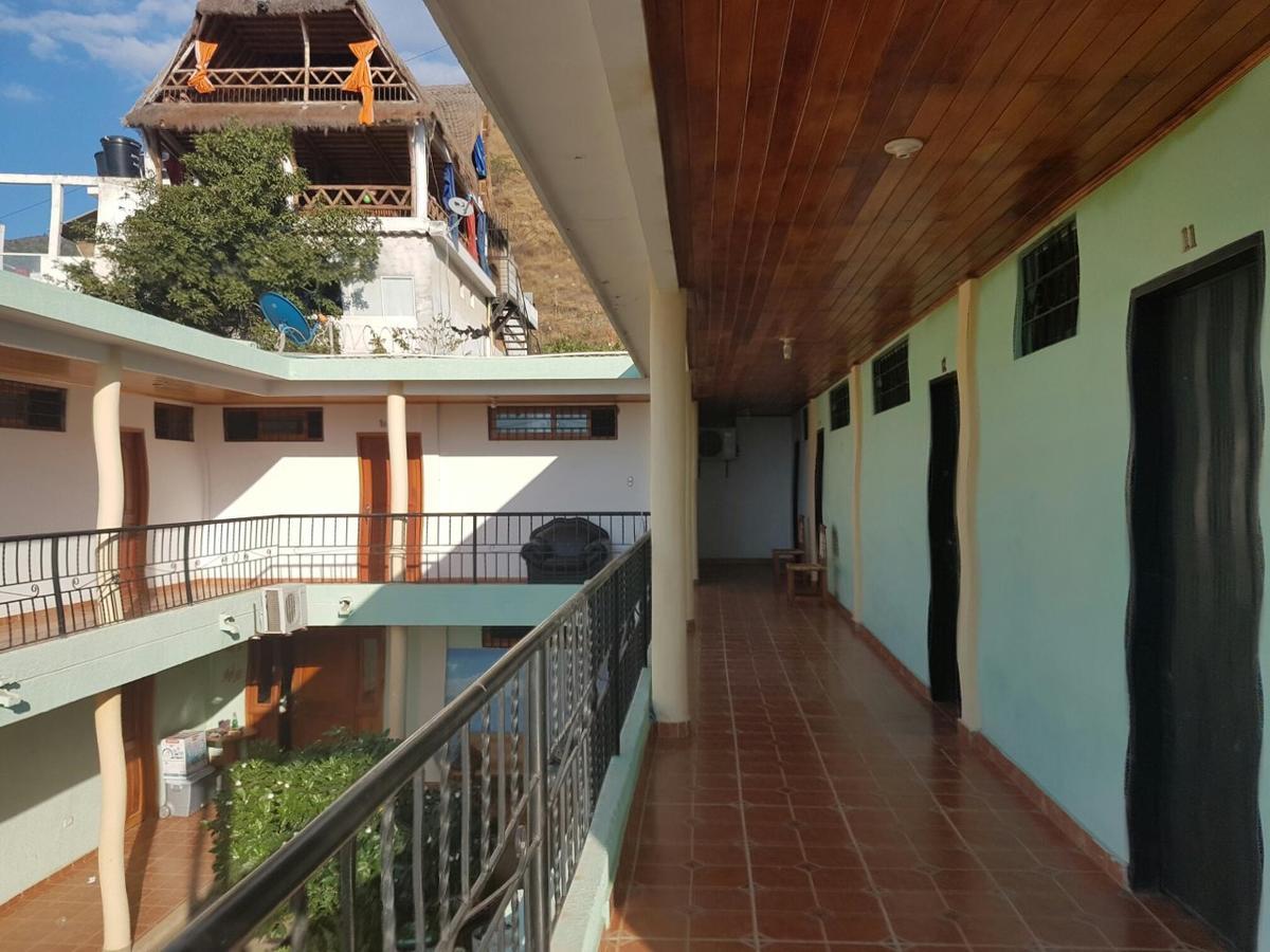 Hostal Dumbira Таганга Экстерьер фото