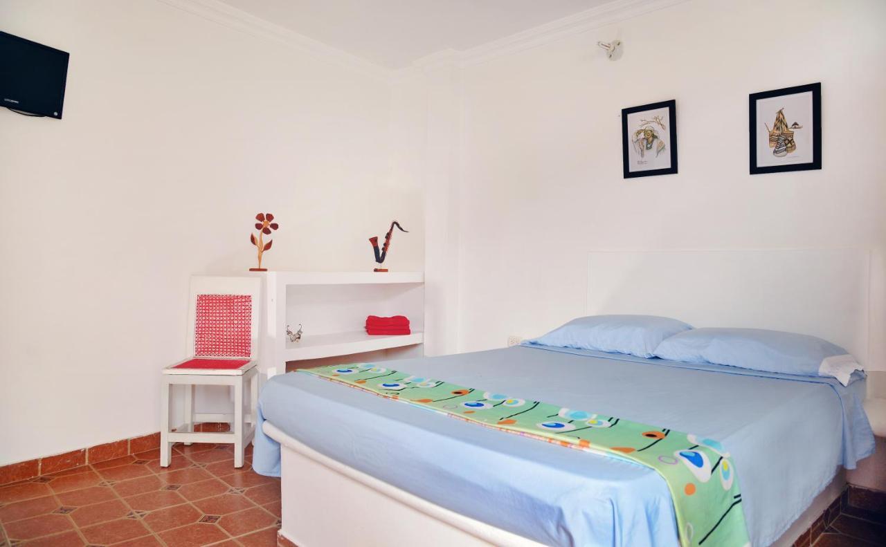 Hostal Dumbira Таганга Экстерьер фото