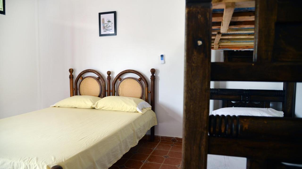 Hostal Dumbira Таганга Экстерьер фото